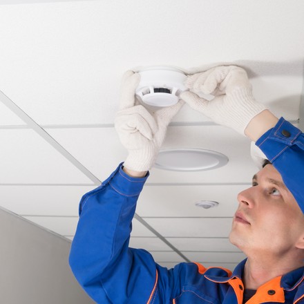 Thousands are switching to wireless fire alarms